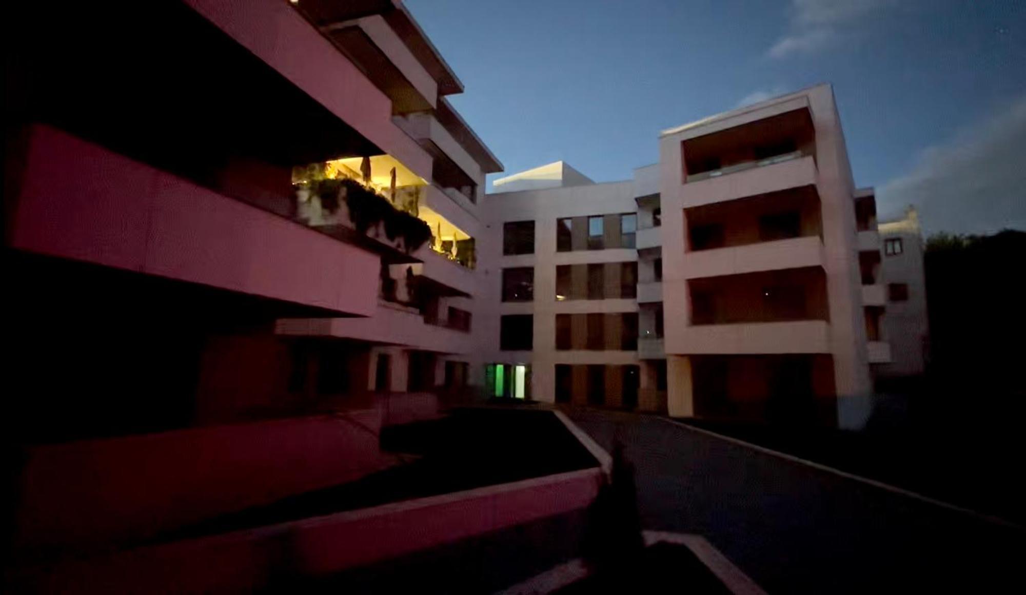 Apartament Elysium Old Square, Free Street Parking Within The Limits Of Available Spaces And Paid Parking One Minute Away, Smart Tv